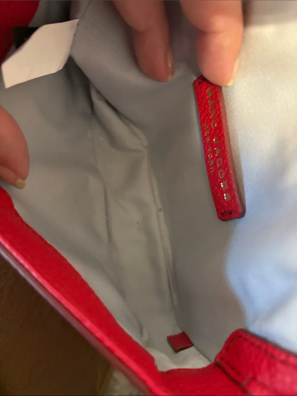 Marc Jacobs Red Pebbled Leather Mini Crossbody with Gold Logo - Picture 3 of 9